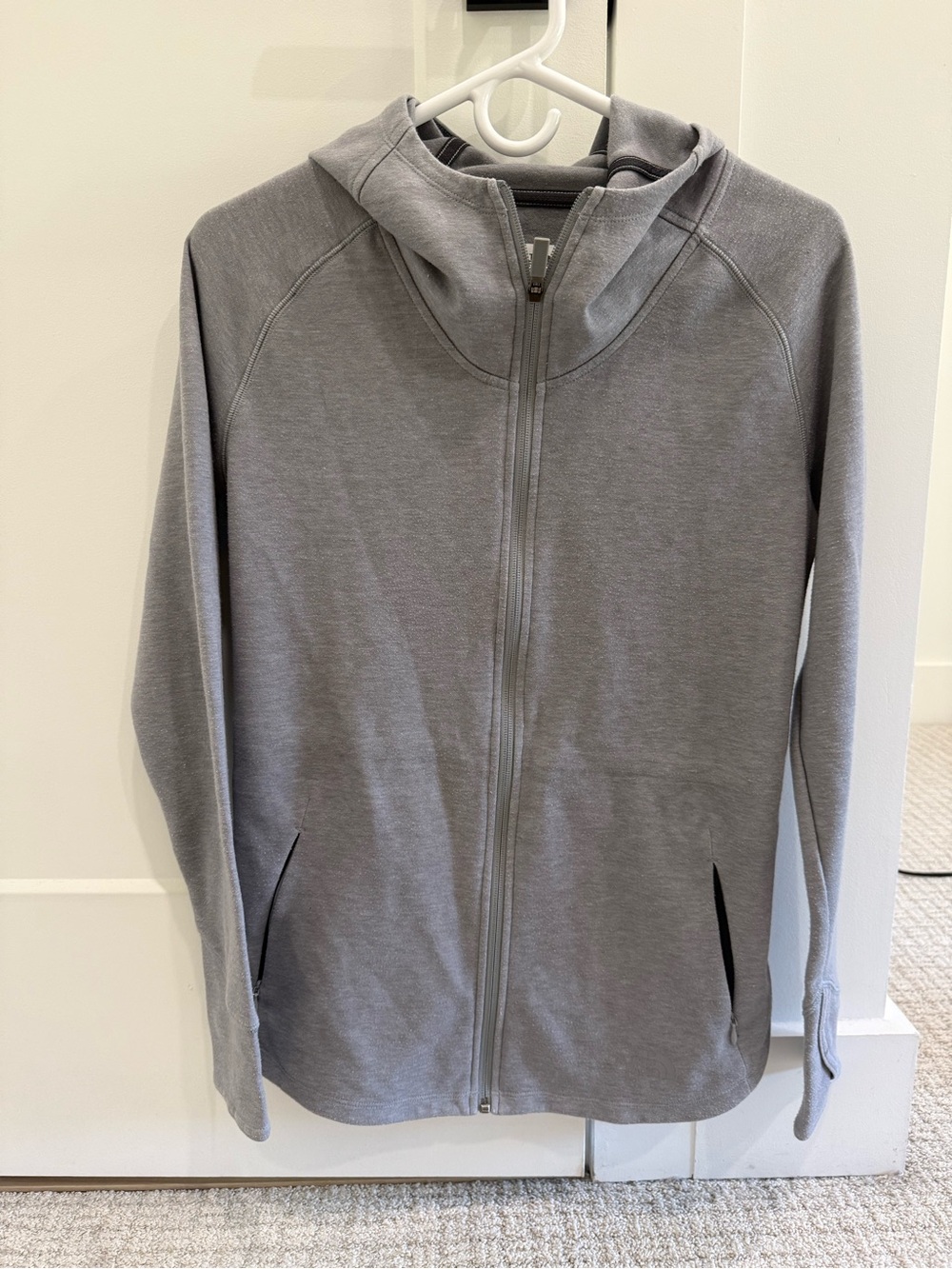 The North Face Women's Light Gray Full-Zip Hoodie Jacket